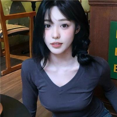 信仰的女人 海报