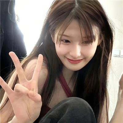 远看是蔚蓝的春天 海报